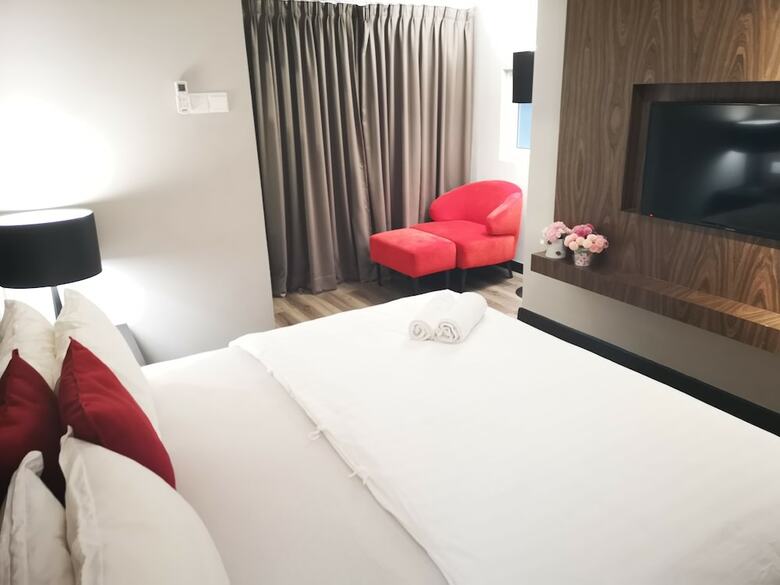 Apartamentos Summertime Maritime Suites