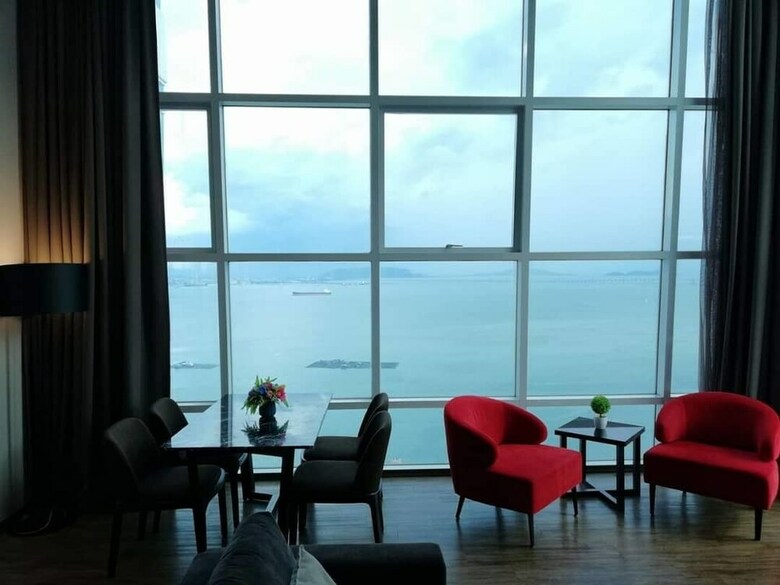 Apartamentos Summertime Maritime Suites