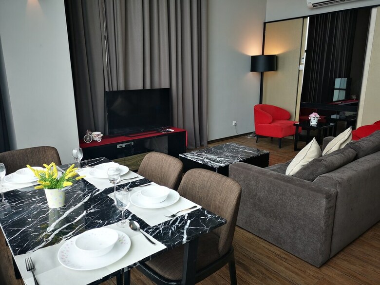 Apartamentos Summertime Maritime Suites