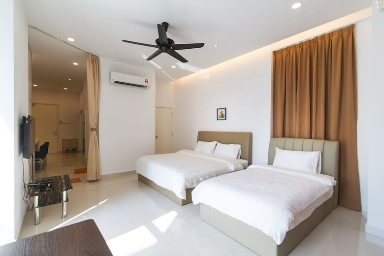 Apartamentos Summertime Maritime Suites