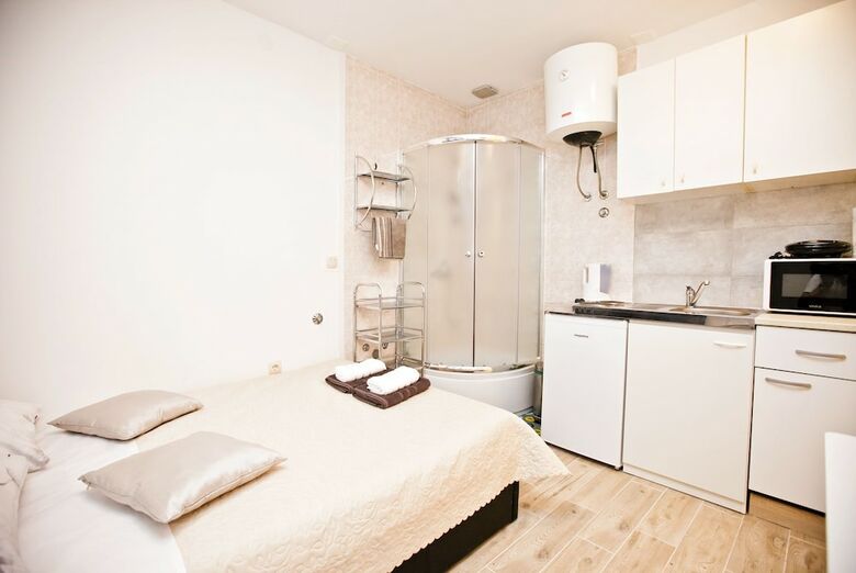 Vukovarska Studio Apartment
