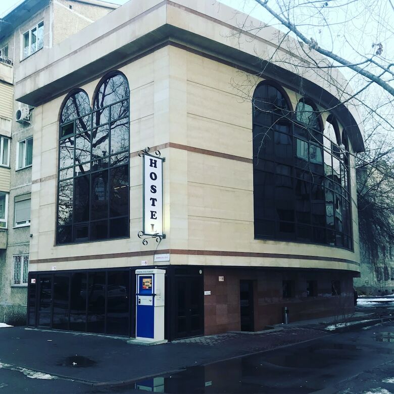 Hostal West Point Premium Hostel