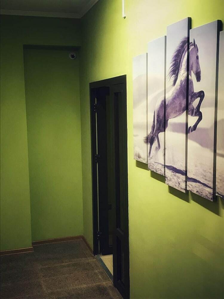 Hostal West Point Premium Hostel