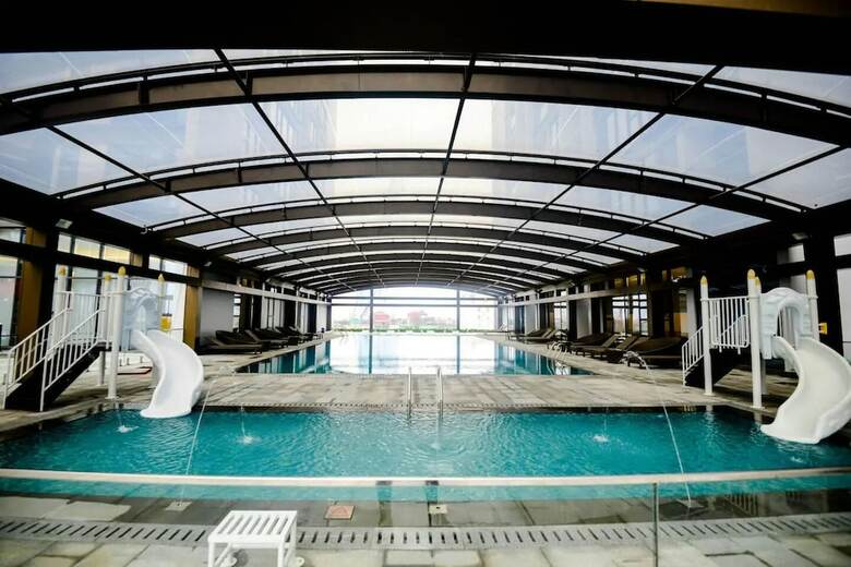 Bayhomes Metropolis Serviced Apartment