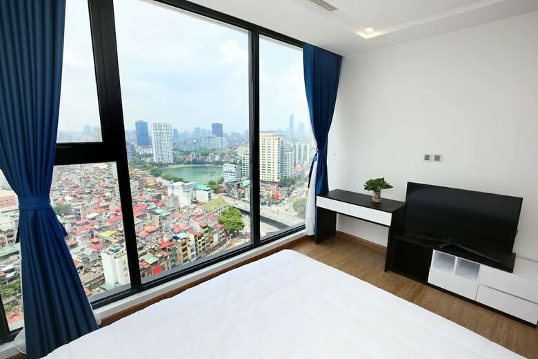 Bayhomes Metropolis Serviced Apartment
