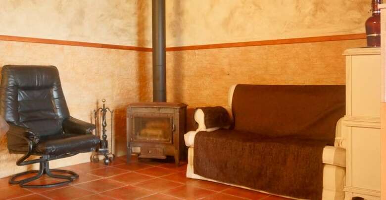Hostal Albergue La Cala