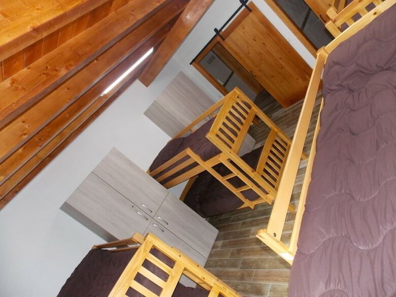 Hostal Albergue La Cala