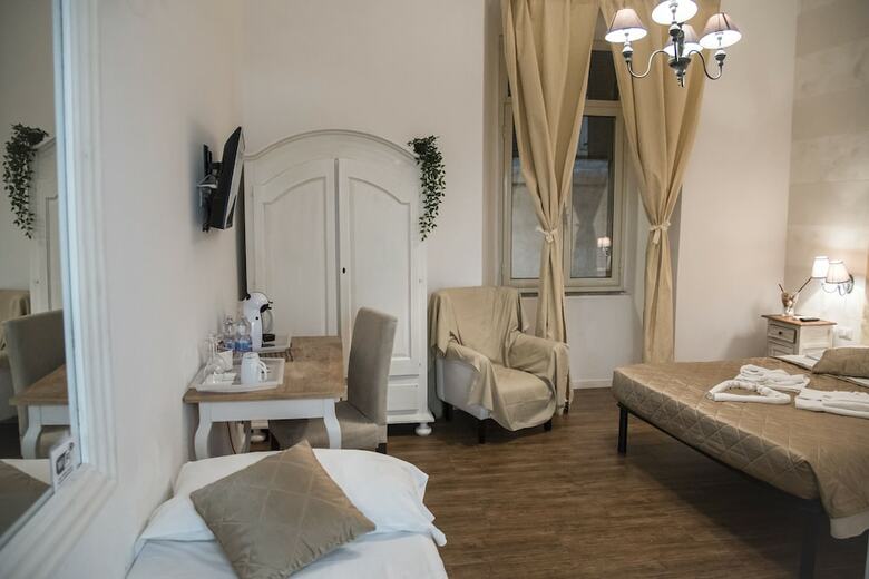 Bed & Breakfast Juno Pantheon