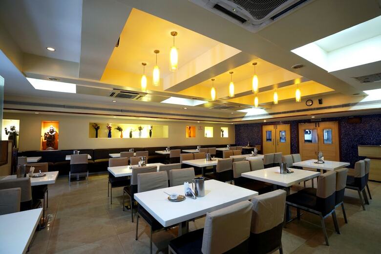 Hotel Geetha Regency