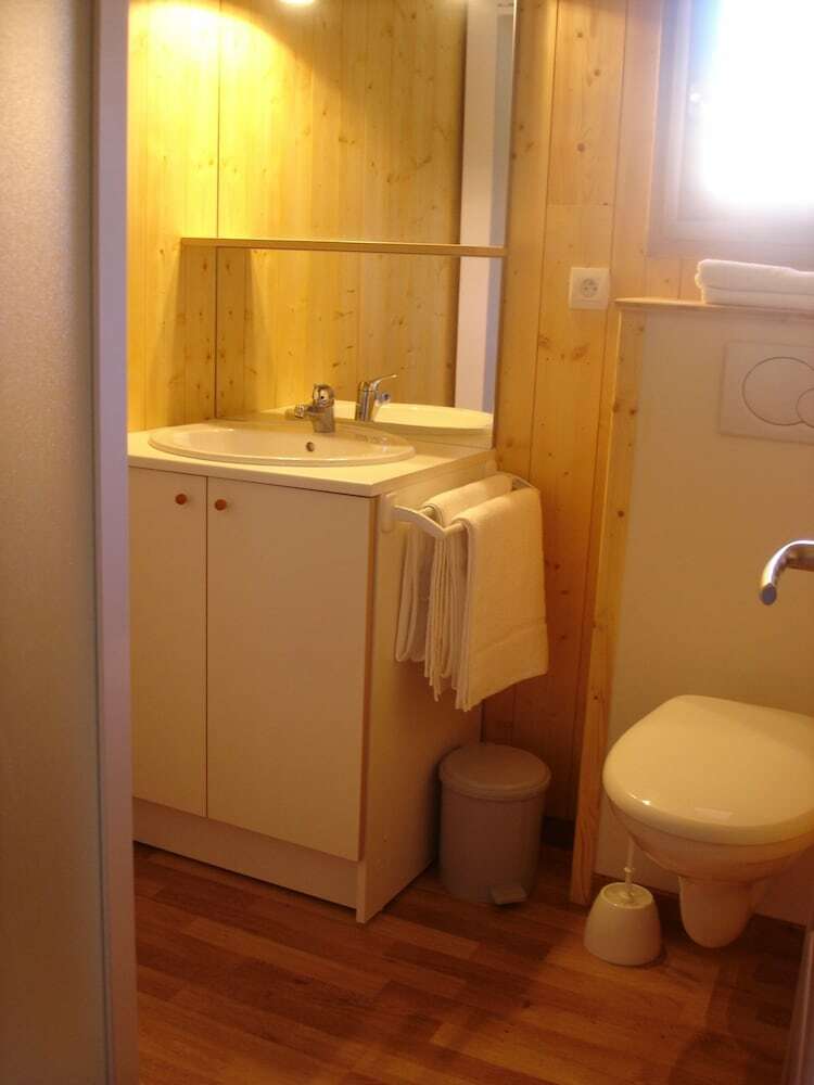 Les Chalets De Tr�montagne