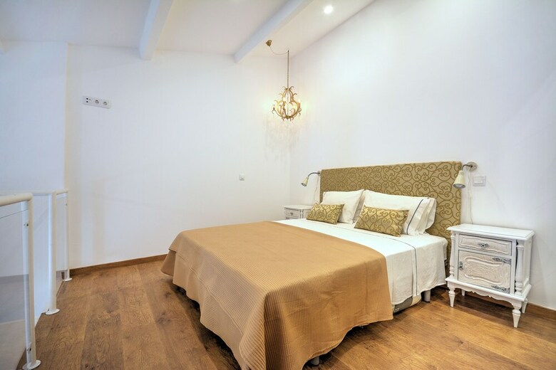 Apartamentos Yellow Barqueta Studio