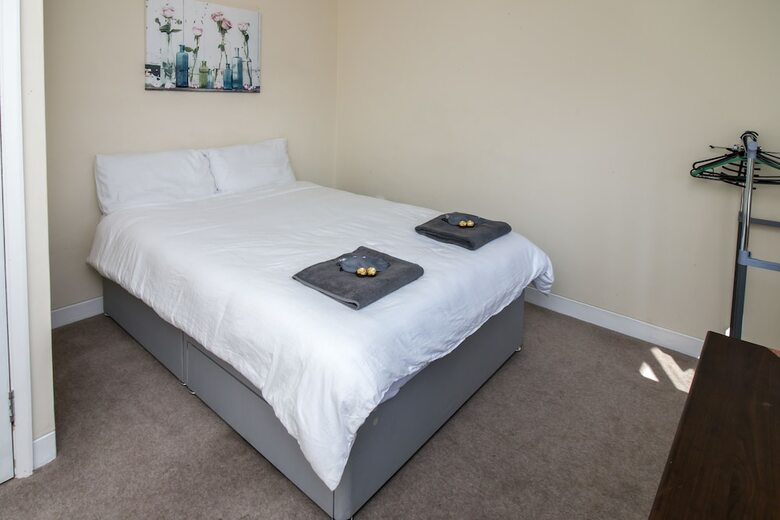 Hotel Elegant Rooms In A Quiet Location
