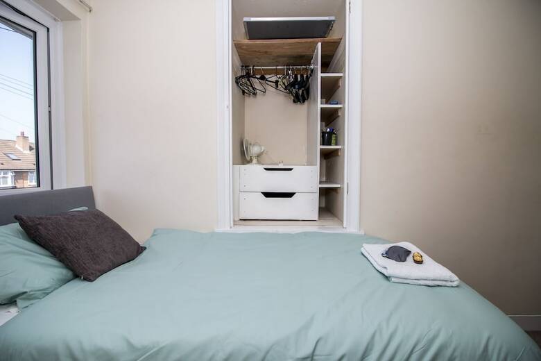 Hotel Elegant Rooms In A Quiet Location