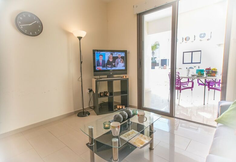 Kapparis Kyklades Ground Floor Apartment
