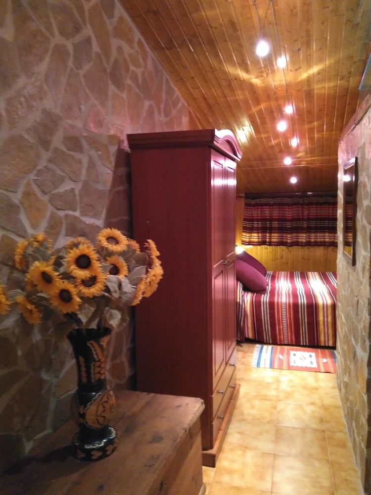 Agroturismo Casa Rural Angelita de Cat�