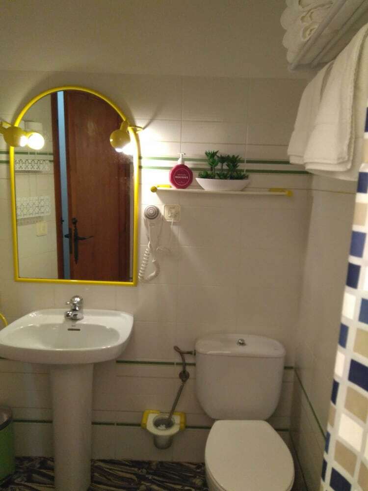 Agroturismo Casa Rural Angelita de Cat�
