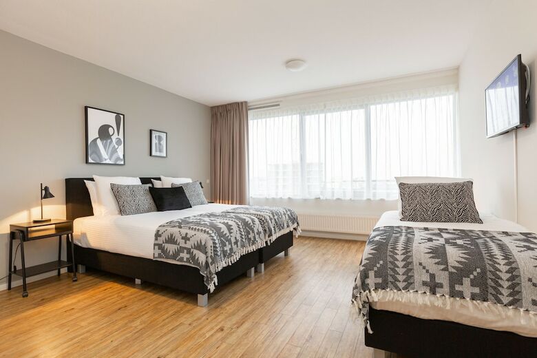 Bizstay Harbour Scheveningen Apartments