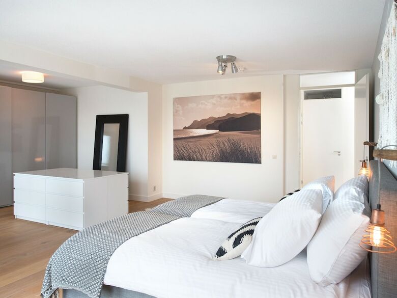 Bizstay Harbour Scheveningen Apartments