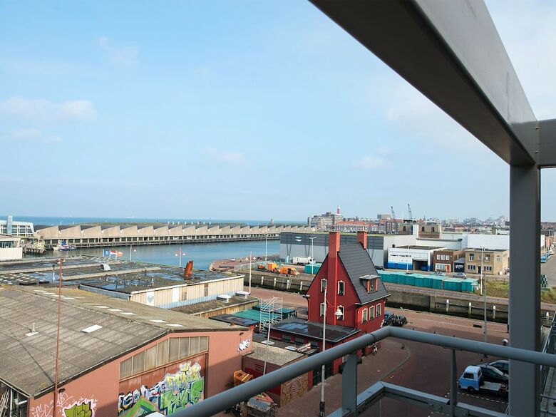 Bizstay Harbour Scheveningen Apartments