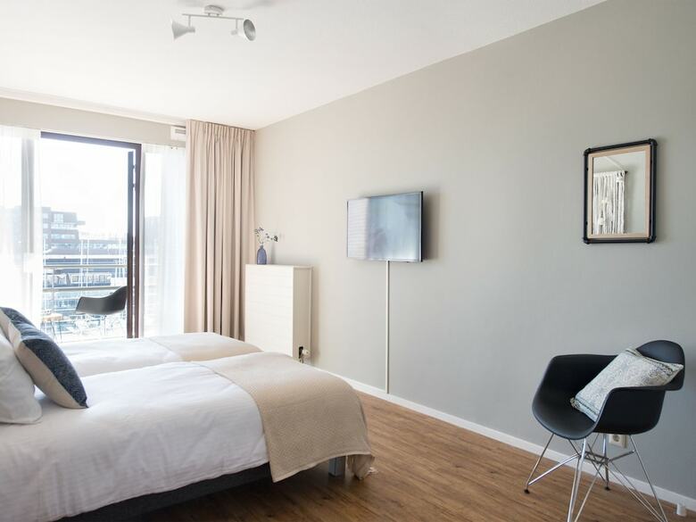Bizstay Harbour Scheveningen Apartments