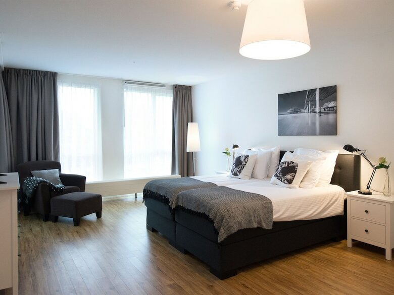 Bizstay Harbour Scheveningen Apartments