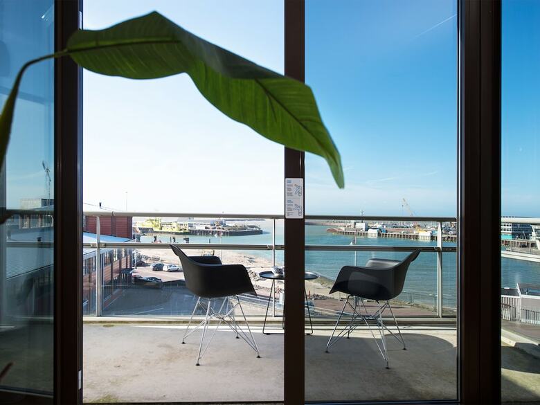 Bizstay Harbour Scheveningen Apartments