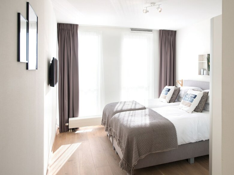 Bizstay Harbour Scheveningen Apartments