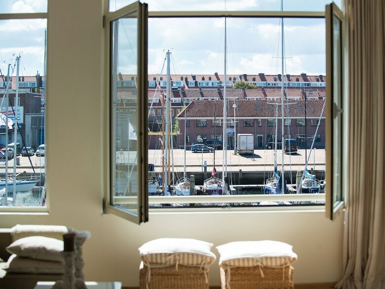 Bizstay Harbour Scheveningen Apartments