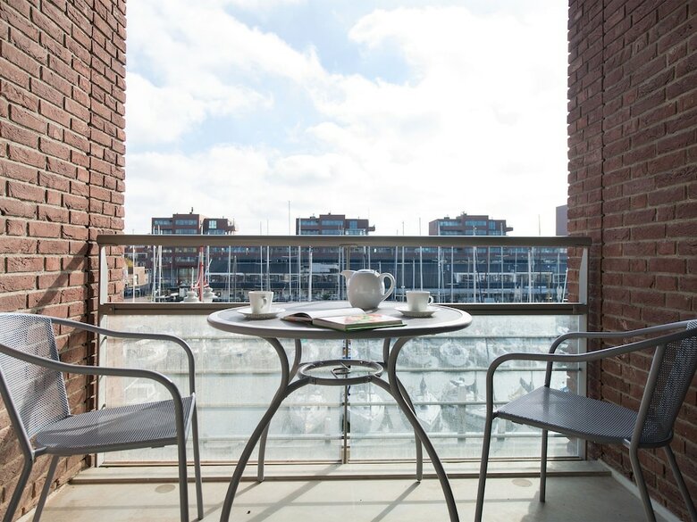Bizstay Harbour Scheveningen Apartments