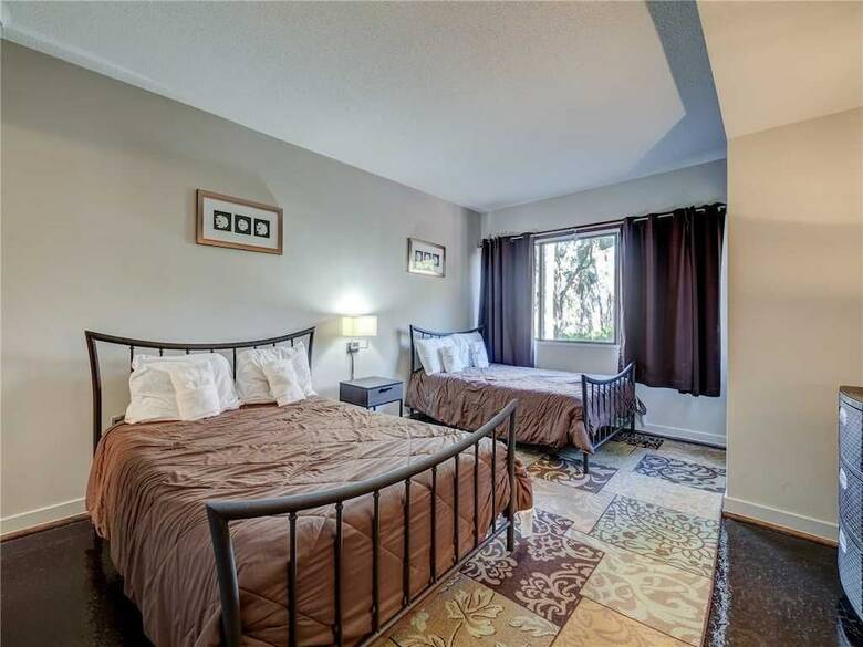 5301 Treetops - Two Bedroom Condo