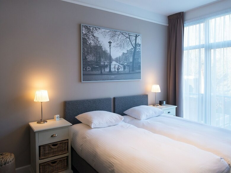 Bizstay Park Central Apartments