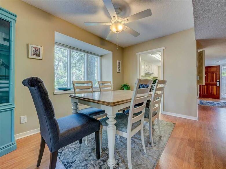 Sailmaster 37 - Two Bedroom Condo