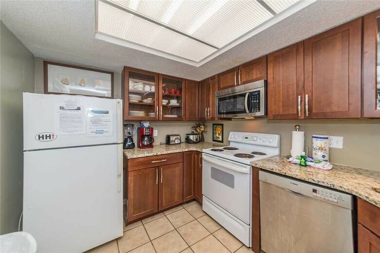 St Andrews Common 1658 - One Bedroom Condo