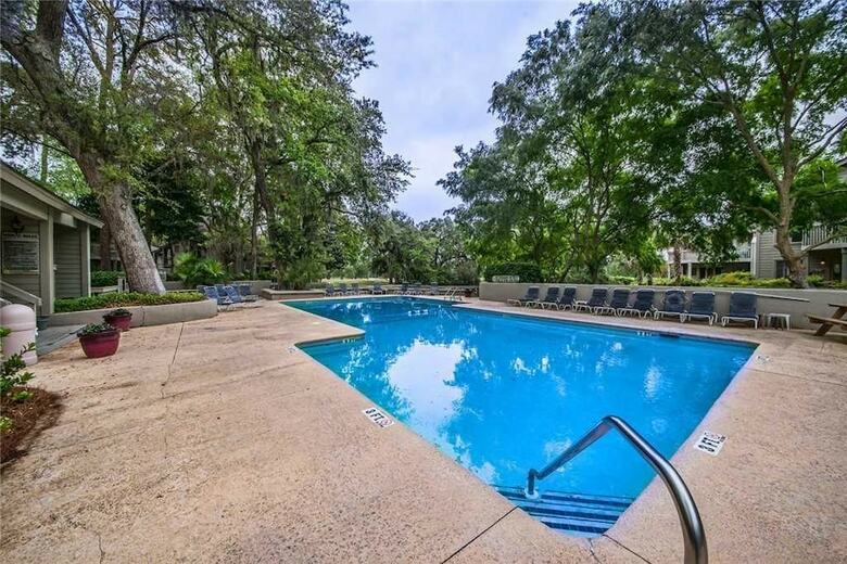 St Andrews Common 1658 - One Bedroom Condo