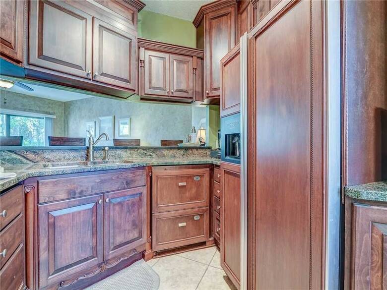 Ocean Breeze 14 - Two Bedroom Condo