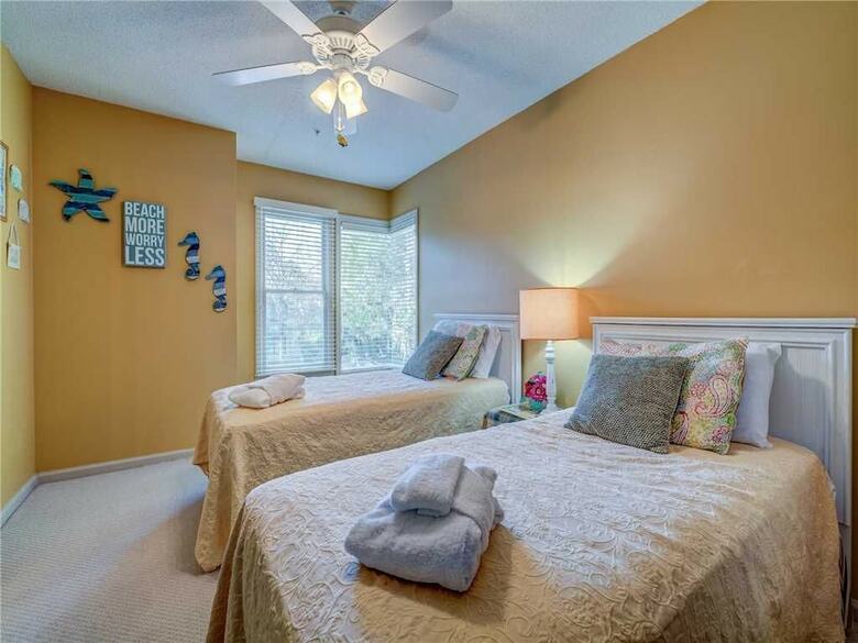 Ocean Breeze 14 - Two Bedroom Condo