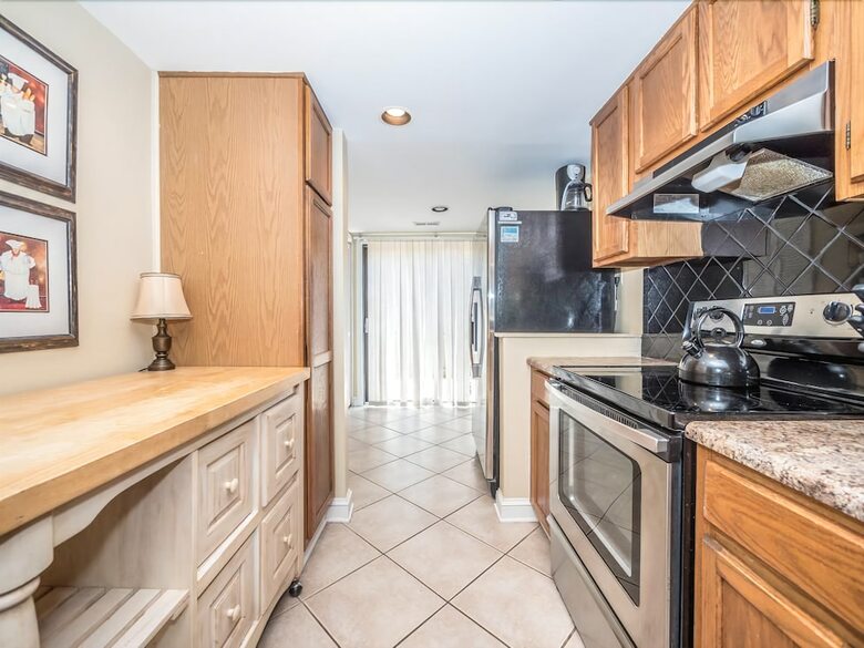 Greens 125 - Three Bedroom Condo