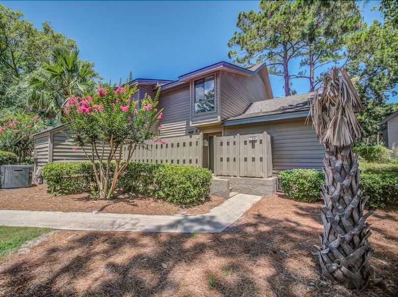 Greens 125 - Three Bedroom Condo