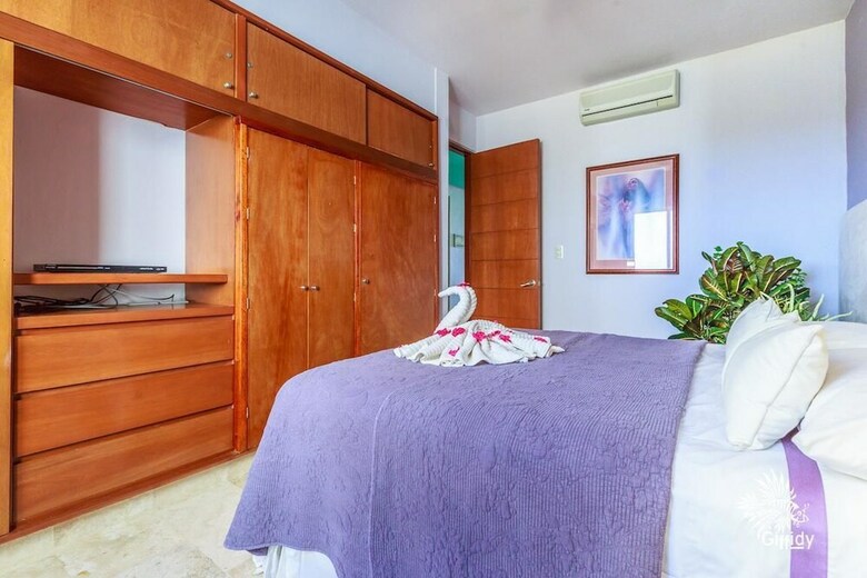 Puerta Al Mar - Penthouse 504