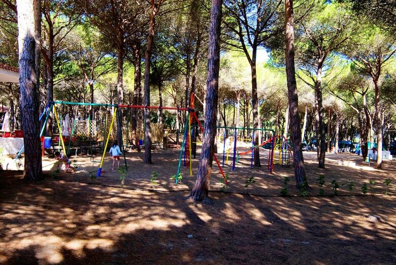 Happy Camp In Camping Bella Sardinia