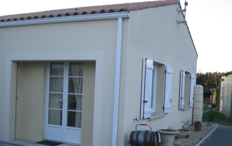 Apartamento Studio In Tonnay-charente, With Enclosed Garden And Wifi