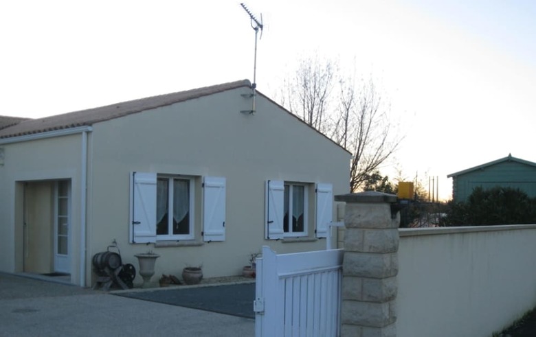 Apartamento Studio In Tonnay-charente, With Enclosed Garden And Wifi