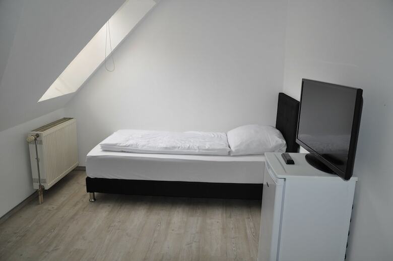 Hotel Vladi