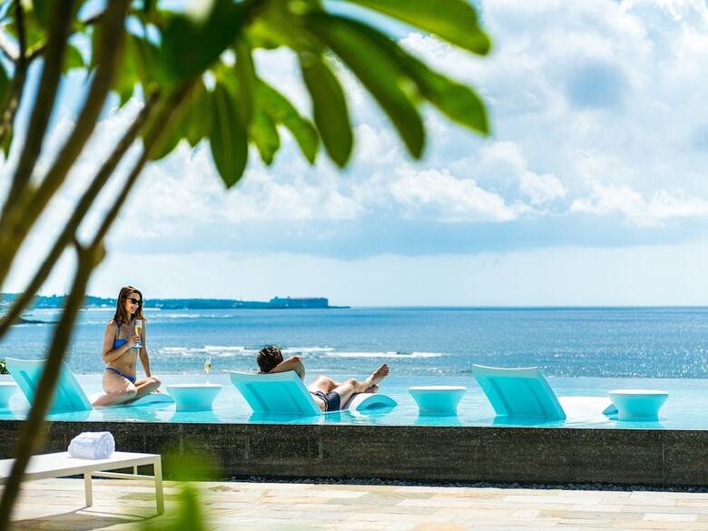 Hotel Halekulani Okinawa