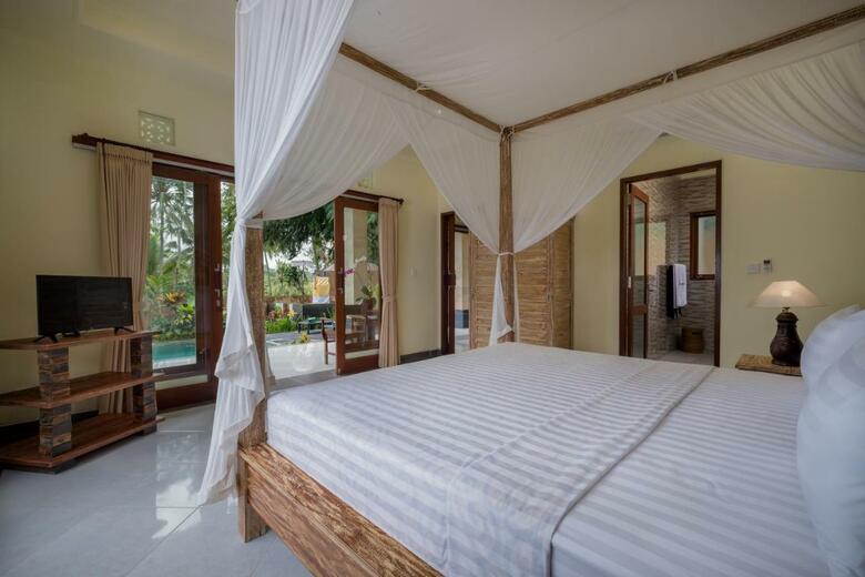 Puri Astina Villa
