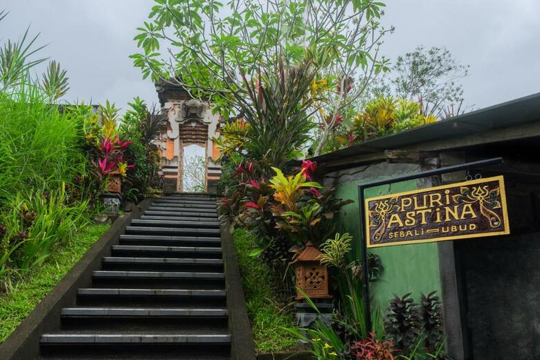 Puri Astina Villa