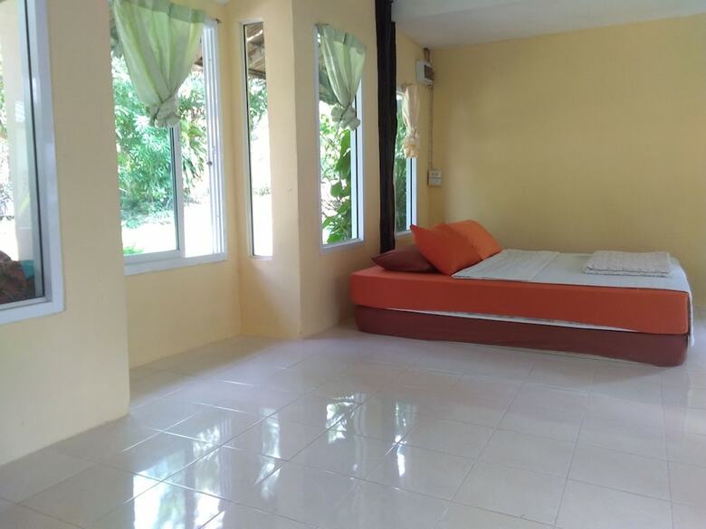 Hotel Tararine Homes