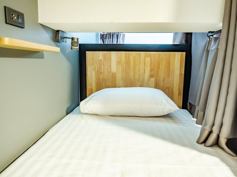 Hostal Ray Coffee Bar & Hostel - Adults Only