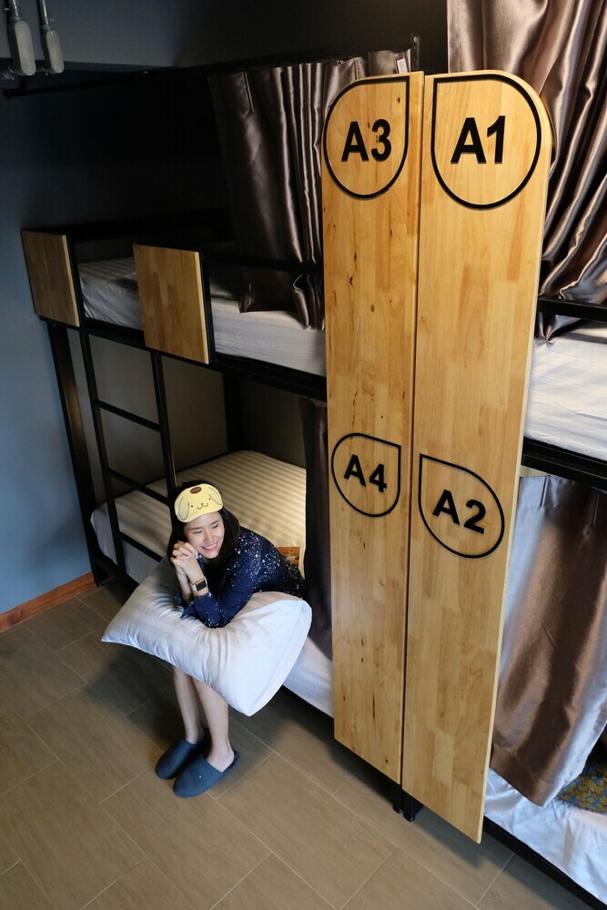 Hostal Ray Coffee Bar & Hostel - Adults Only