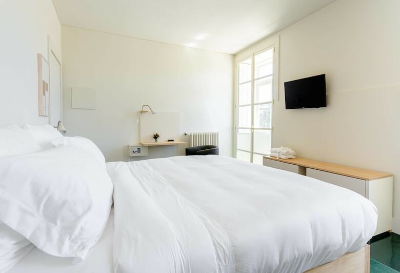 Bed & Breakfast Duas Portas Townhouse
